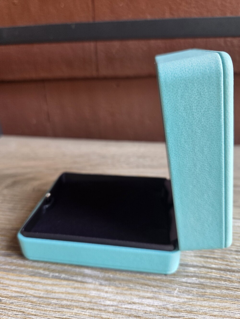Tiffany & Co Large Blue Leather Necklace Presentation Box / jewelry case box - Picture 6 of 9